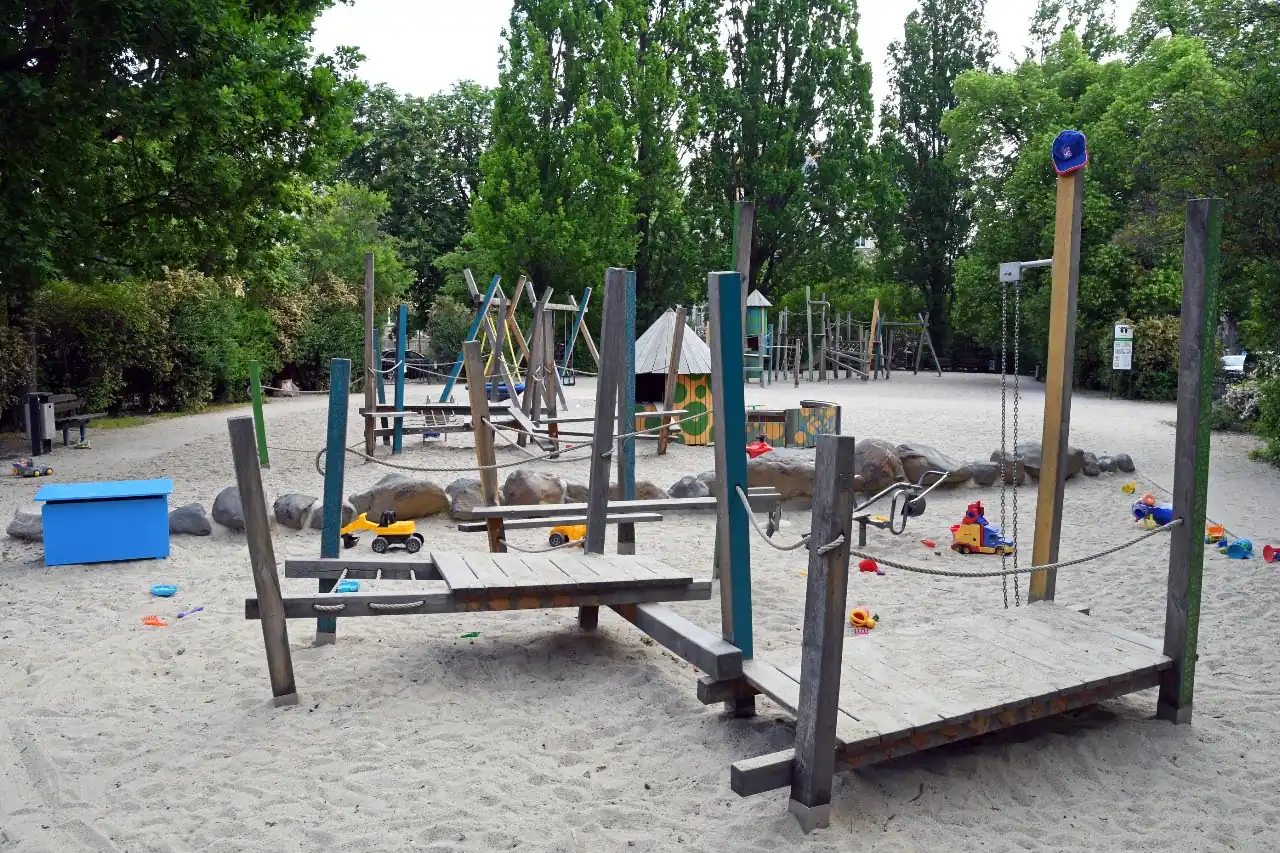 Spielplatz auf dem Stresemannplatz