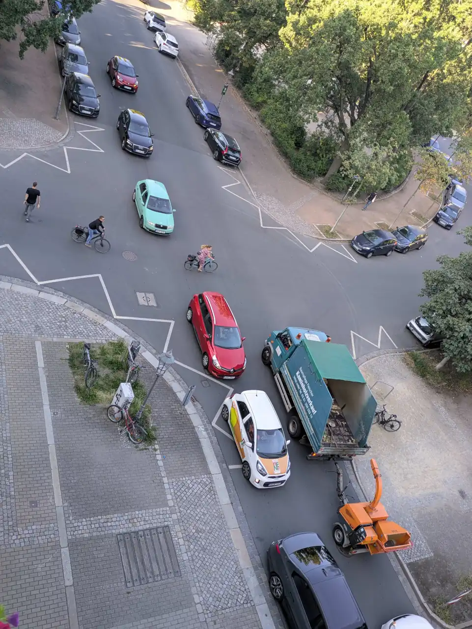 Verkehrschaos am Stresemannplatz
